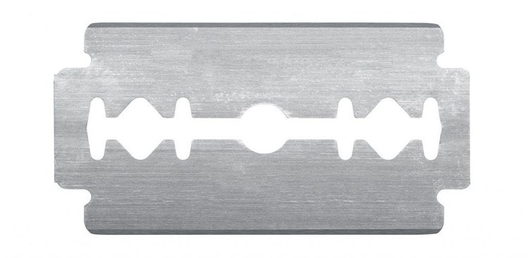 A safety razor blade